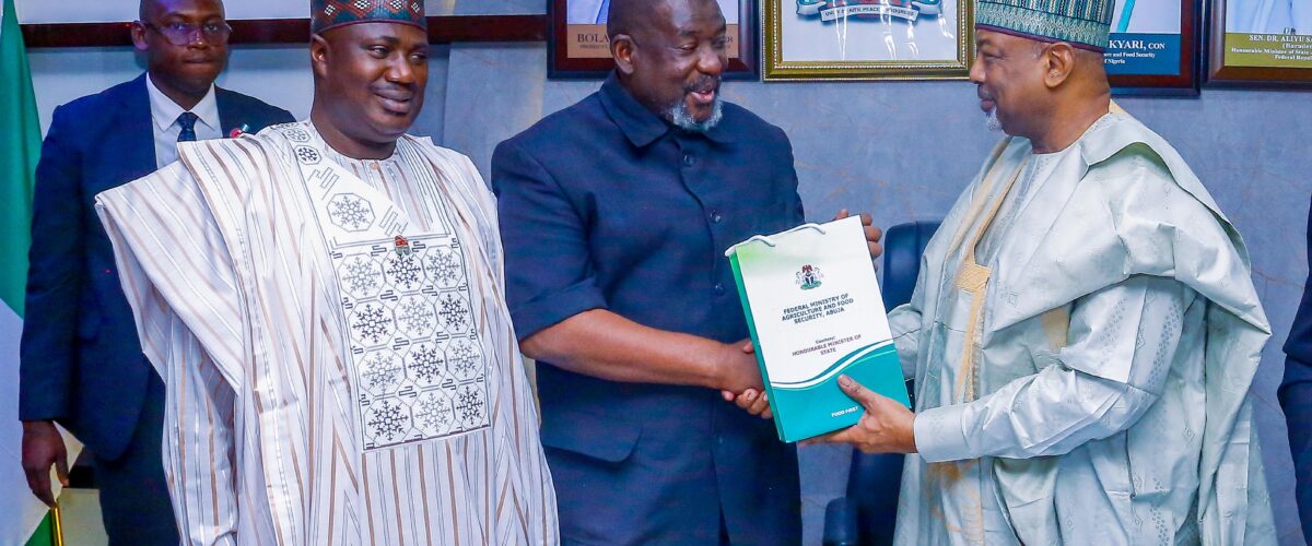 L-R Minister of State for Agriculture and Food Security, Sabi Abdullahi, IITA Director General, Simeon Ehui and the Minister of Agriculture and Food Security, Abubakar Kyari, at the signing of the agreement.