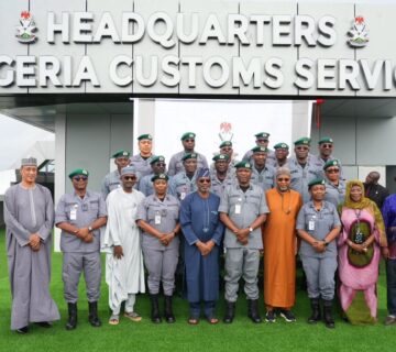 Customs to launch special operations to curb vegetable oil smuggling in Nigeria