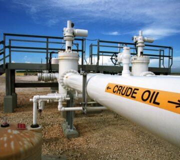 Crude oil pipelines