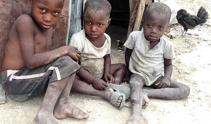 Starving children (Photo Credit: Love A Child)
