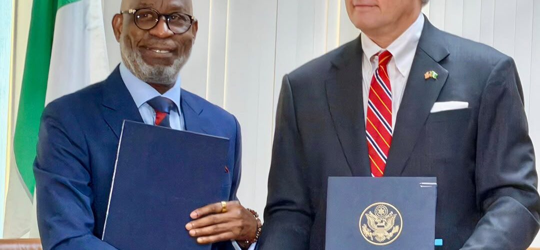 L R: Nigeria’s Minister of Solid Minerals Development, Dele Alake and US Deputy Secretary of State, Christopher Landau, after the two countries signed a mineral investment pact in New York, USA, last Wednesday 