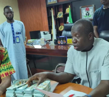 NDLEA handover of suspect and counfeit USD (5) (1)