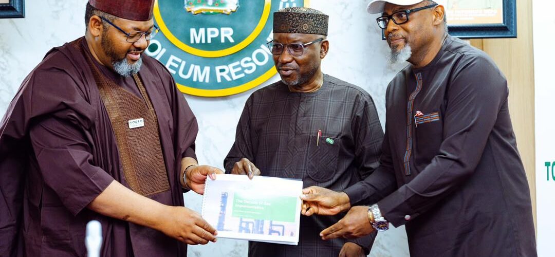 L R: Executive Chairman/CEO of the Presidential Initiative on Compressed Natural Gas and Electric Vehicles (Pi CNG & EV), Ismaeel Ahmed; Minister of State for Petroleum Resources (Gas), Ekperikpe Ekpo; and Coordinator of the Decade of Gas Secretariat, Ed Ubong, during the presentation of progress reports on the CNG programme to the Minister at the Ministry of Petroleum Resources, NNPC Towers, Abuja, on Friday 