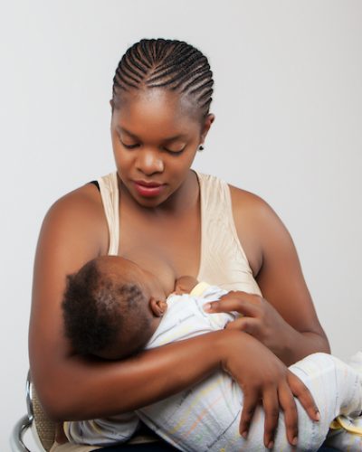 A mother breastfeeding (PHOTO CREDIT: mommybites.com)