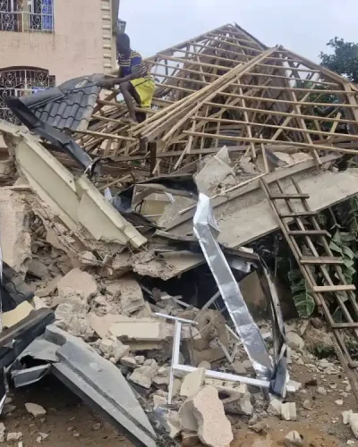 Collapsed building used to illustrate the story