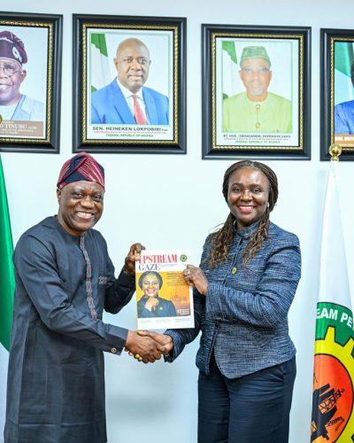 L-R: The Statistician-General of the Federation, Adeyemi Adeniran and the Commission Chief Executive, Oritsemeyiwa Eyesan.