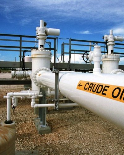Crude oil pipelines